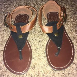 Aeropostale Gladiators ( Black and Leather)